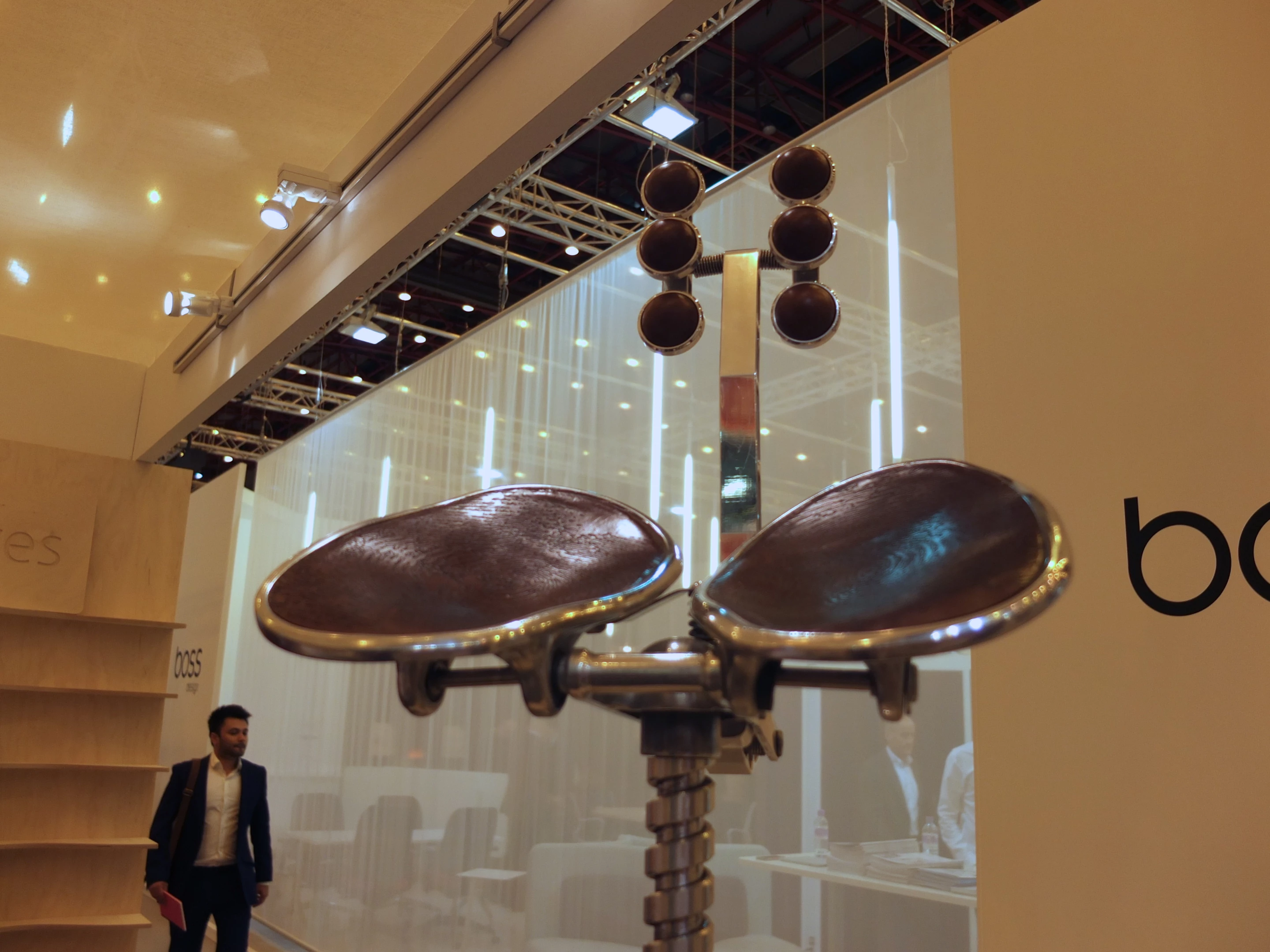 A prototype of the FreedMan chair at 100% Design (Photo: Gizmag)