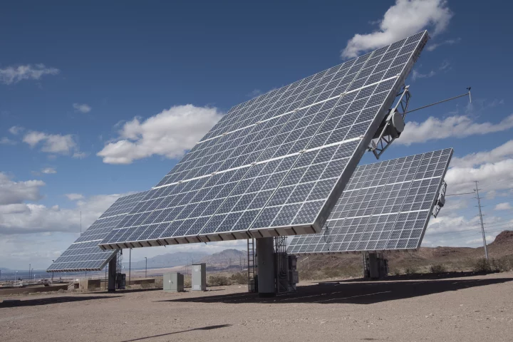 Amonix solar panels break through the 33-percent efficiency barrier