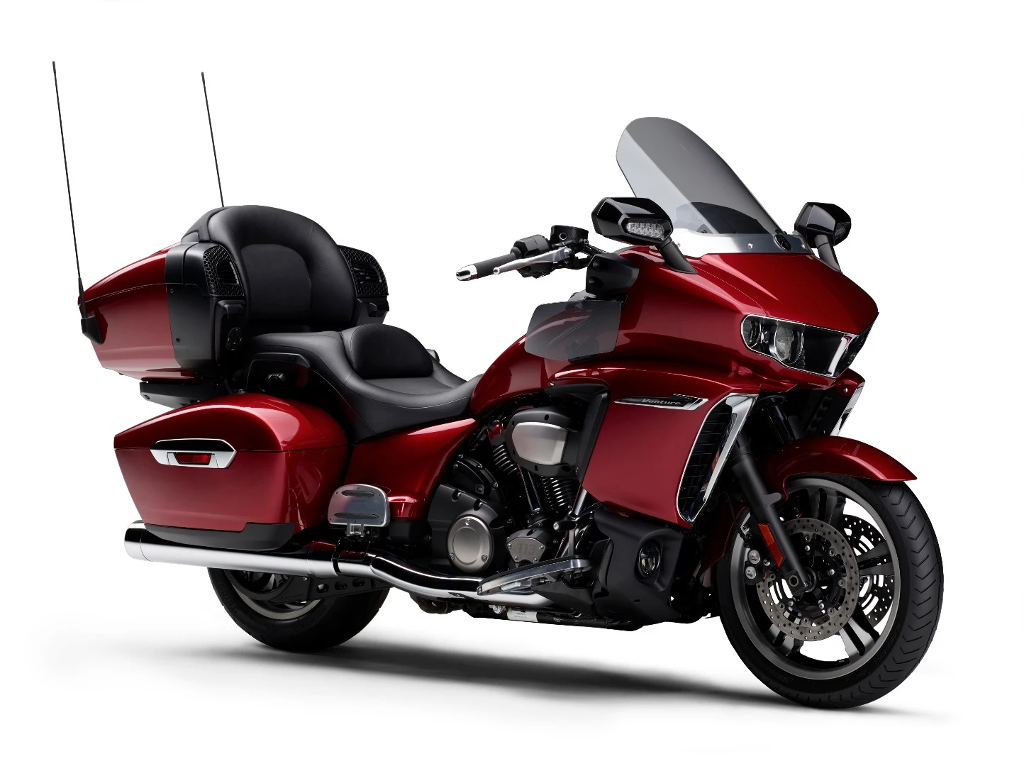 2017 Yamaha Star Venture: side air scoops will be a visual signature