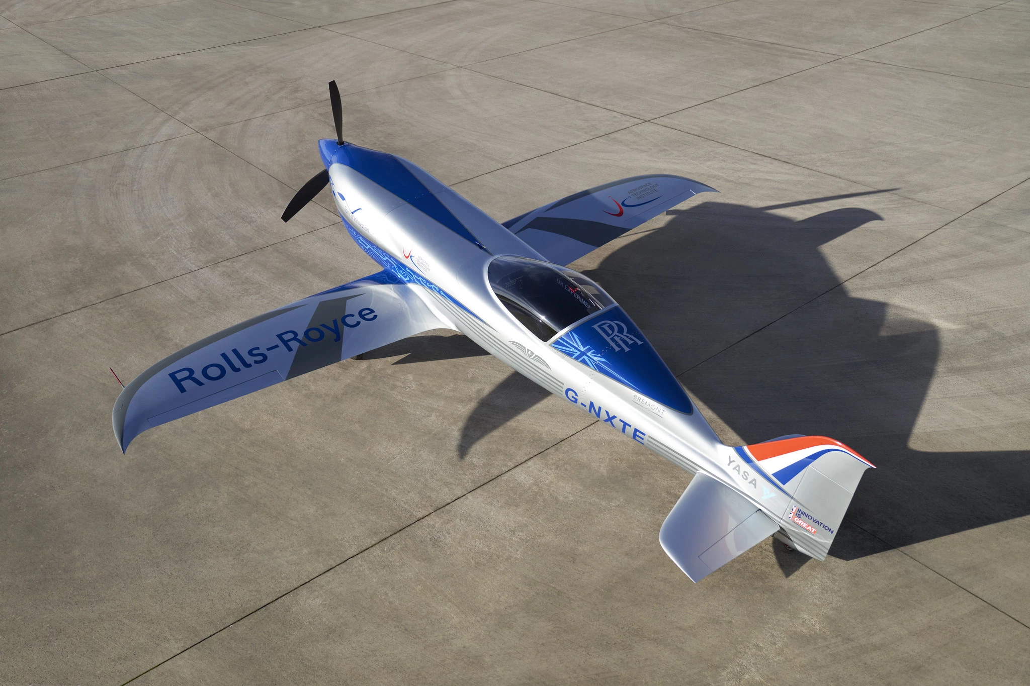 The way Rolls-Royce sees it, the technologies it is developing for the Spirit of Innovation will also apply to the world of air taxis