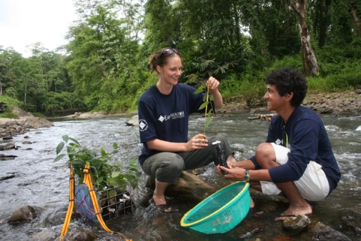 Earthwatch's "Climate Change in Tropical Rainforests" expedition (Photo: Zoe Gamble)