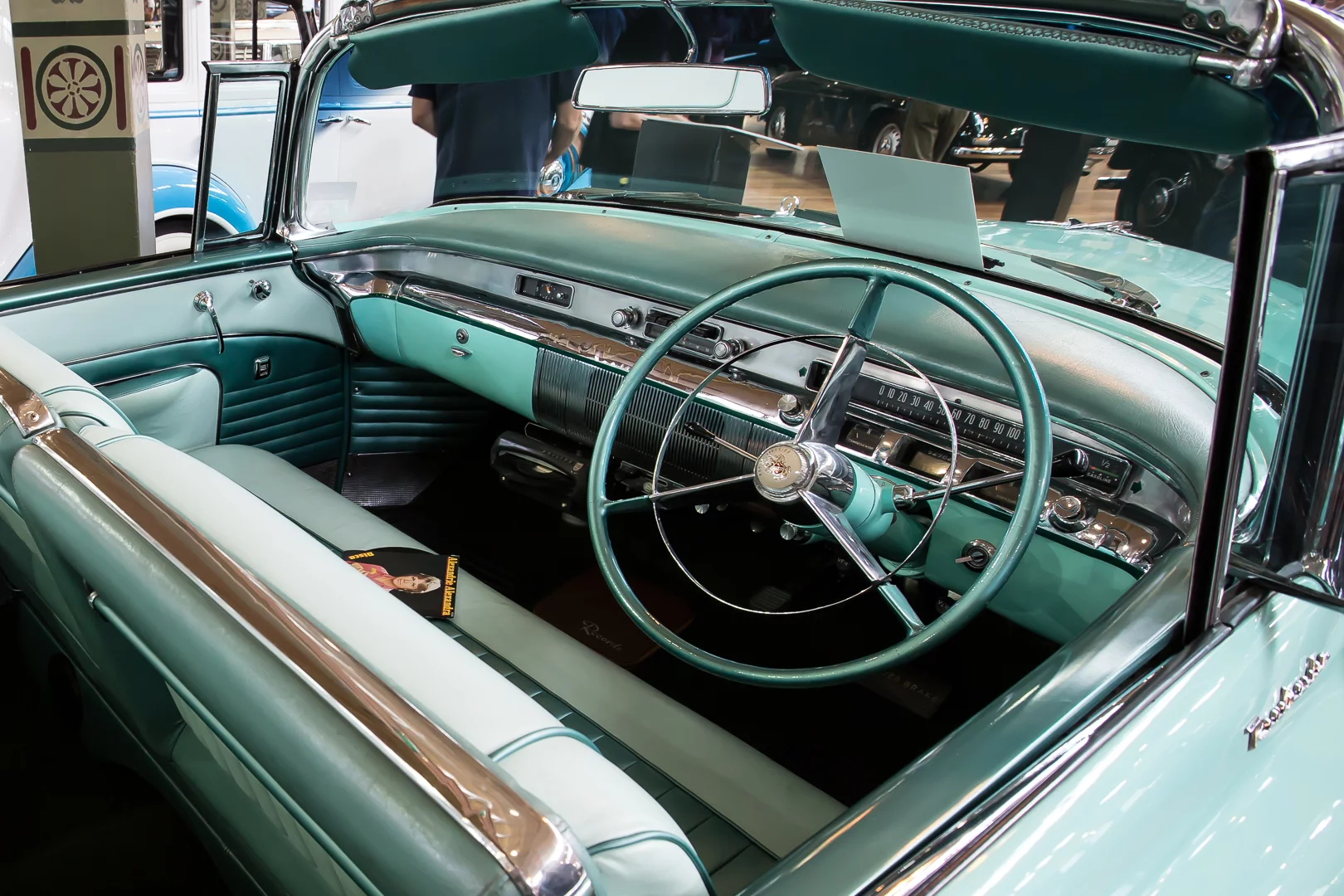 This 1956 Buick Roadmaster Convertible is entirely original and features a Phillips 45 rpm long play record player (Photo: Nick Lavars/Gizmag)