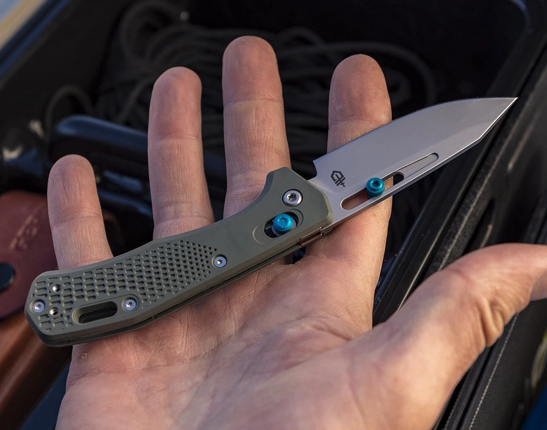 Gerber launches the new Assert folding knife