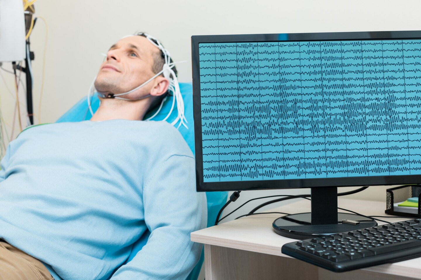 Simple EEG brain scan can tell if antidepressant drugs work for you Simple EEG brain scan can tell if antidepressant drugs work for you