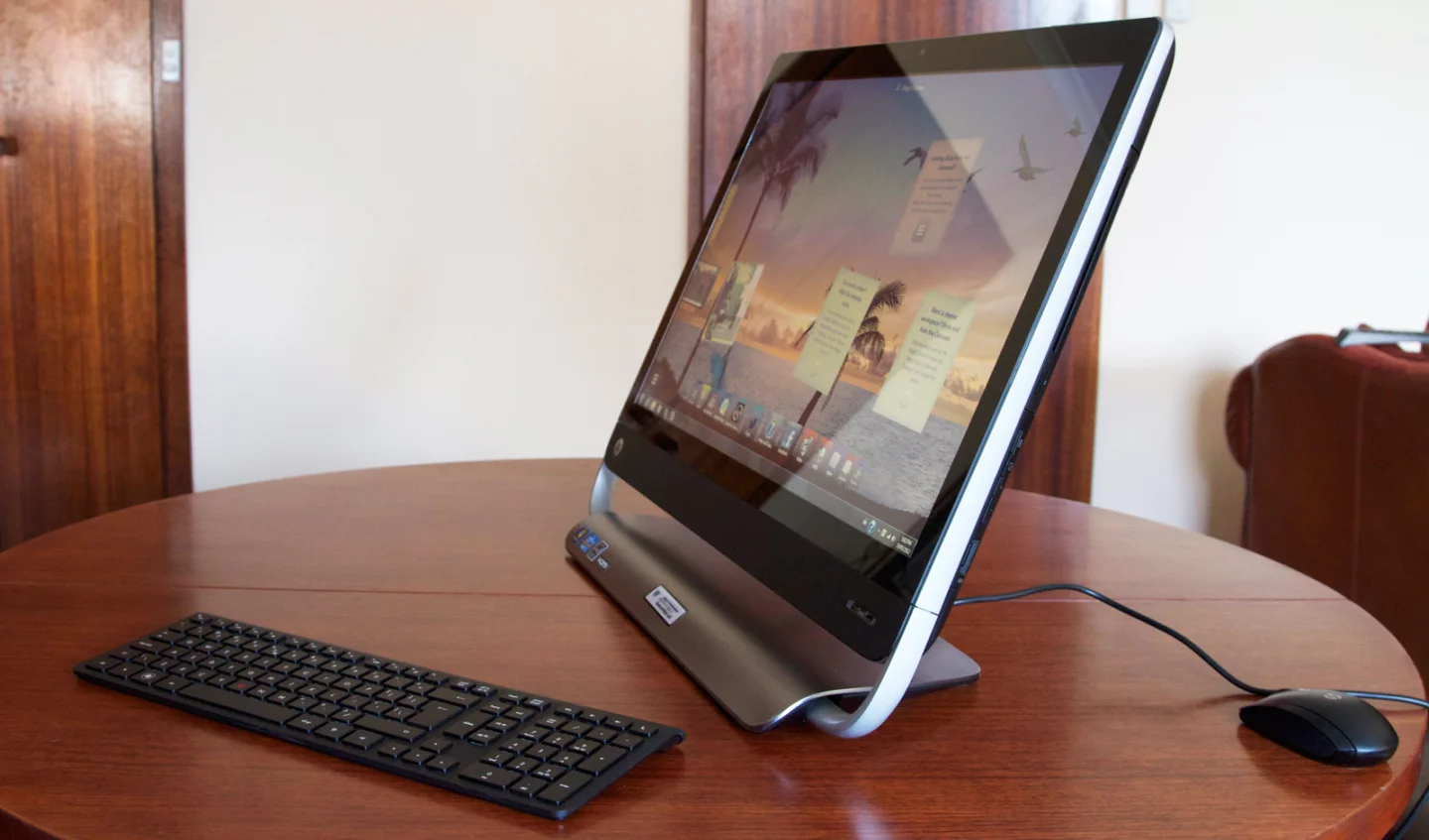 The Omni 27 can tilt back up to 25 degrees