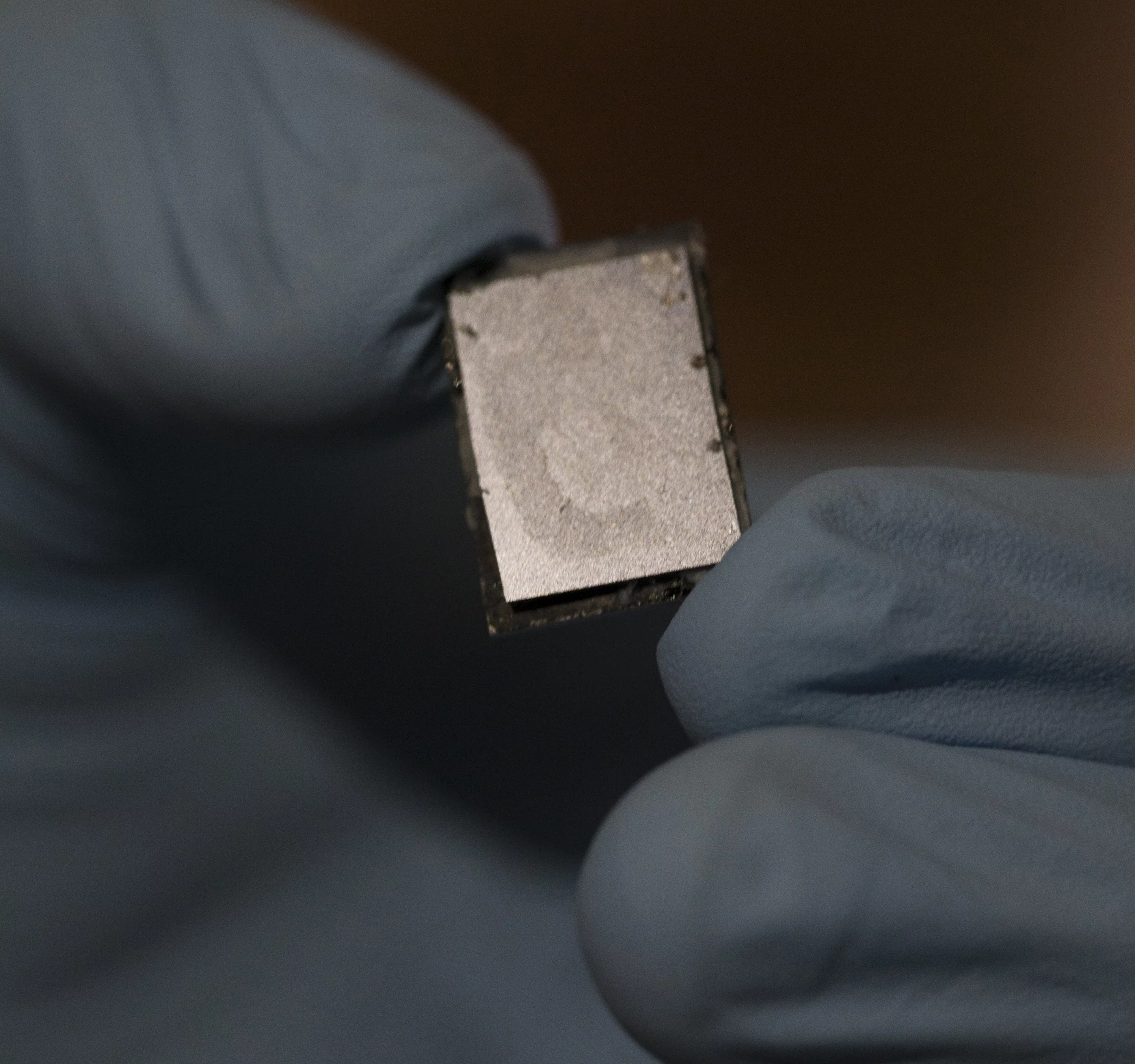 Structural supercapacitors could allow energy to be stored directly in structural materials, such as a phone's casing (Photo: Joe Howell / Vanderbilt)