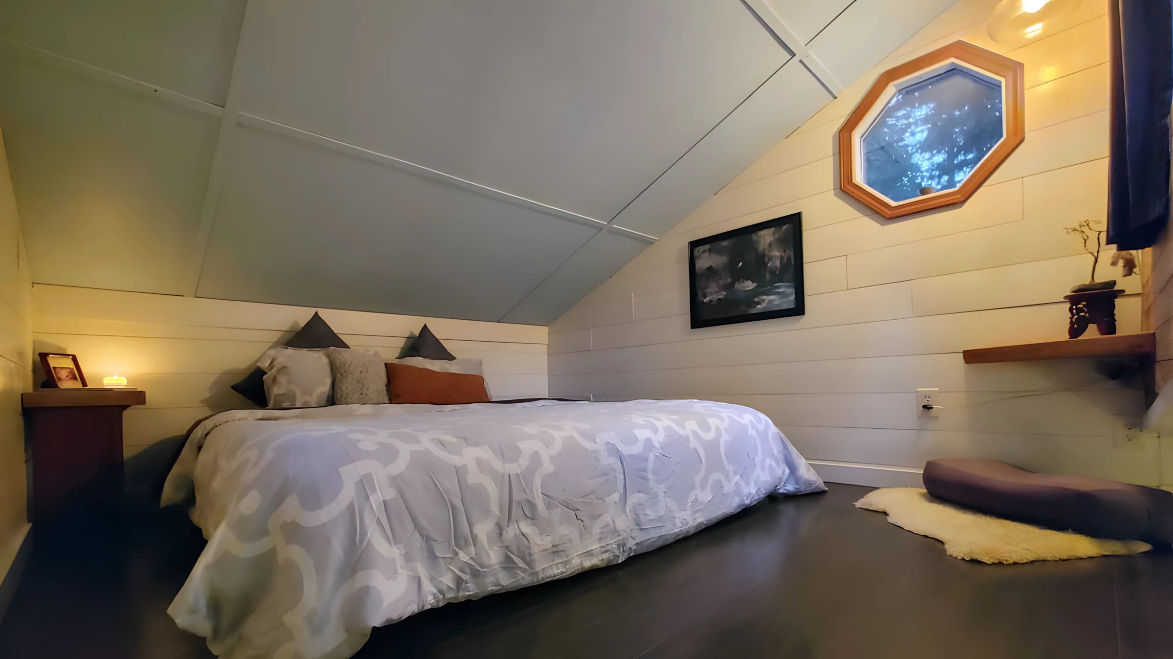 The Owl's Nest's loft roofs are based on hinges and fold flat when the home is being transported