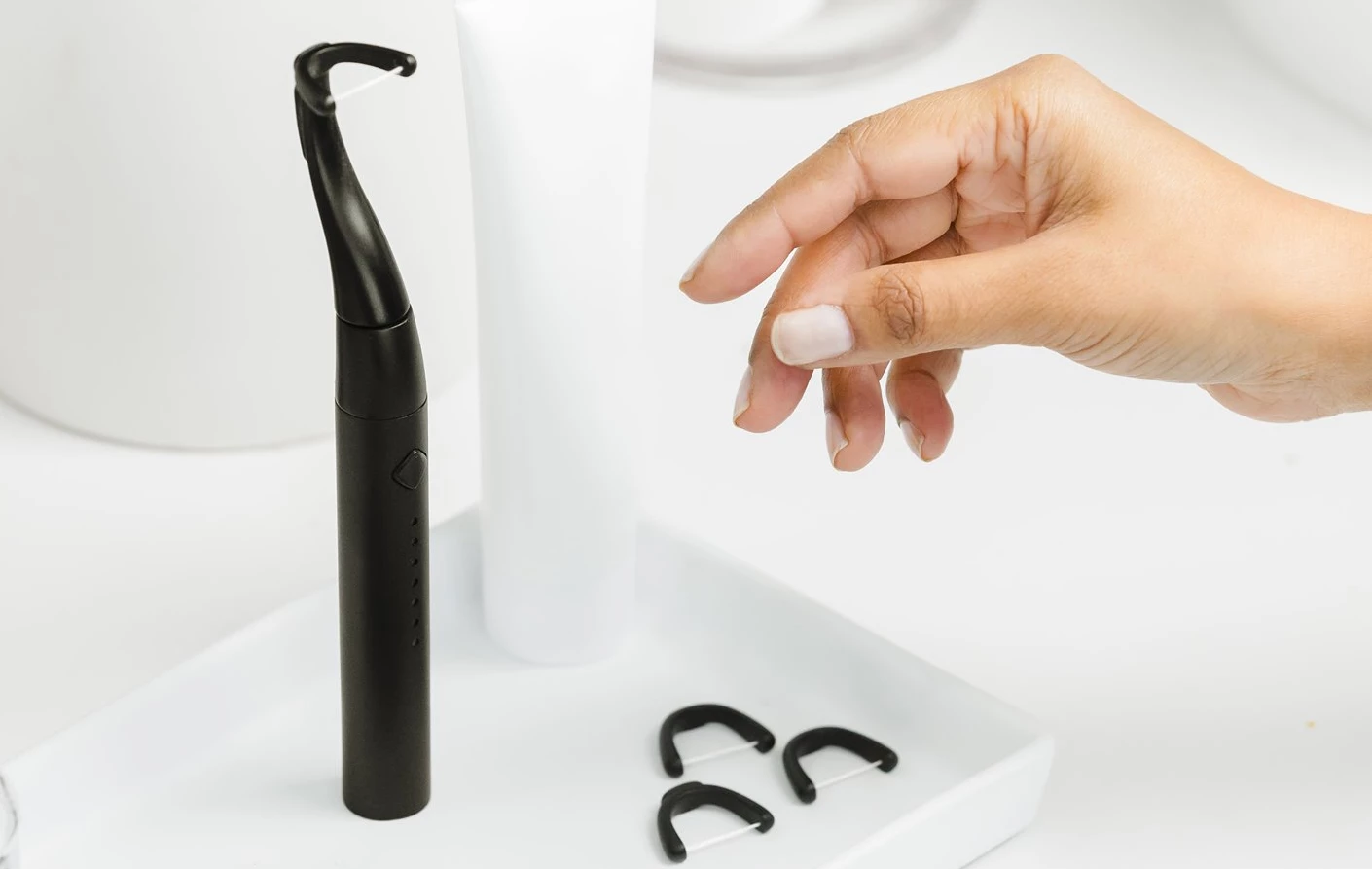 Refill heads are available via a subscription service, priced at $15 for a pack of 90