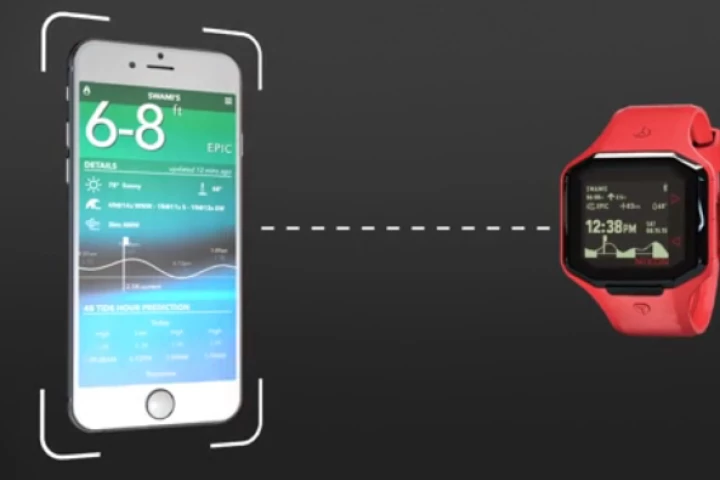 The Ultratide works with the Surfline app on the user's smartphone