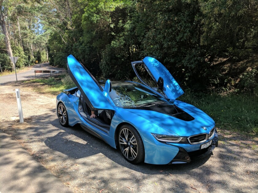 BMW i8: futuristic presence and doors that scissor upward