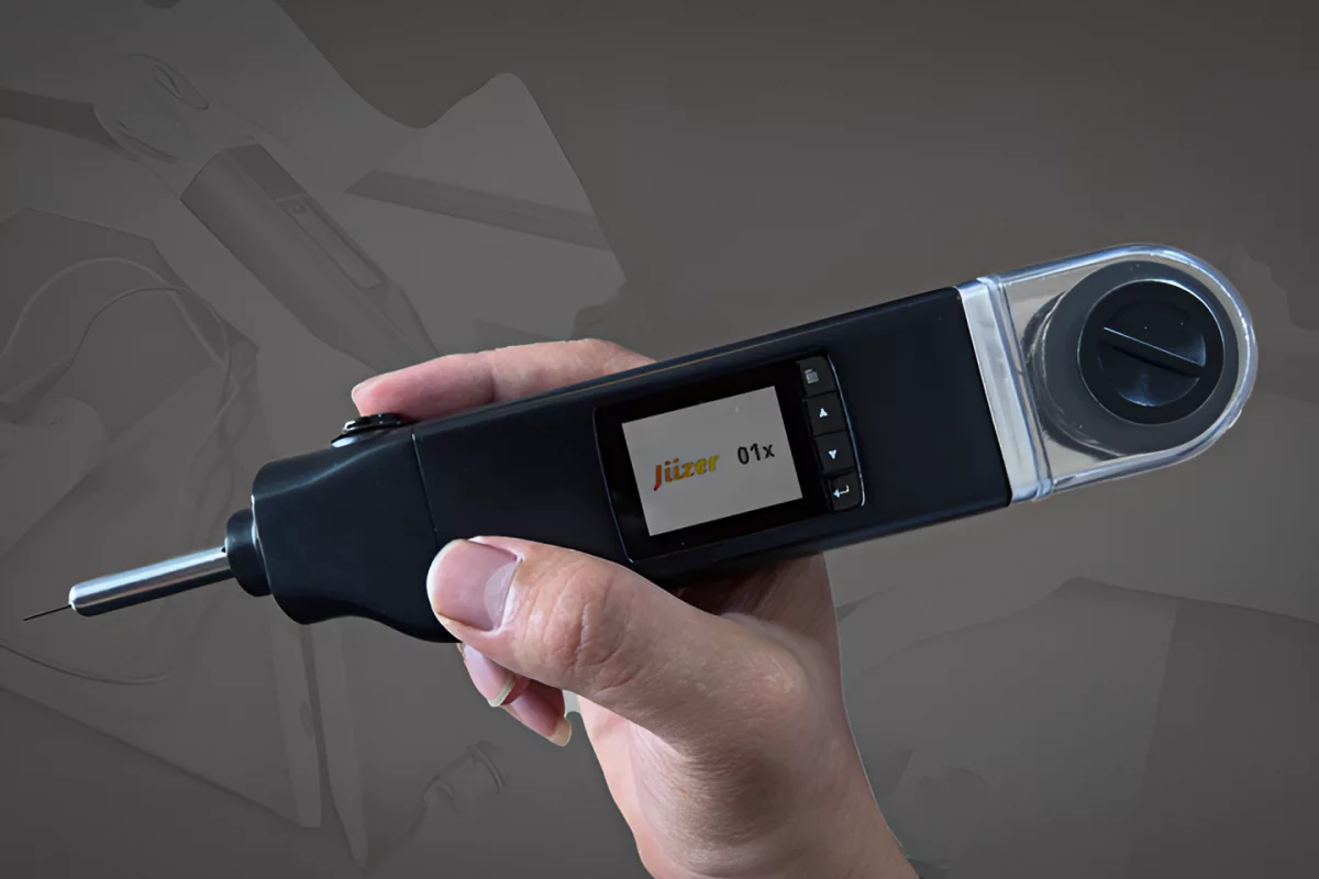 The Jiizer 01X takes the mess and guesswork out of soldering