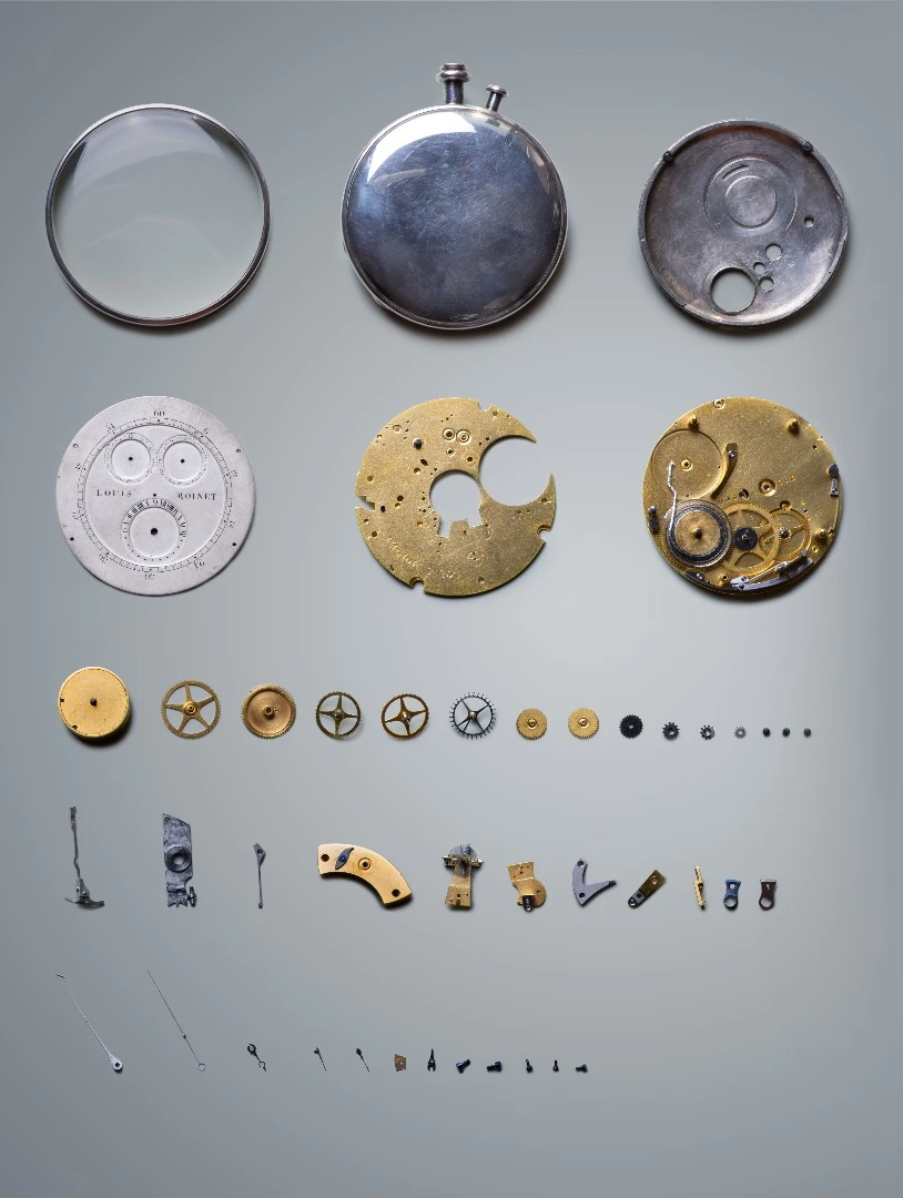 The compteur de tierces disassembled