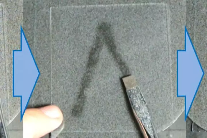 A new e-paper display can be written and drawn on with a magnet (Image: Yusuke Komazaki/University of Tokyo)