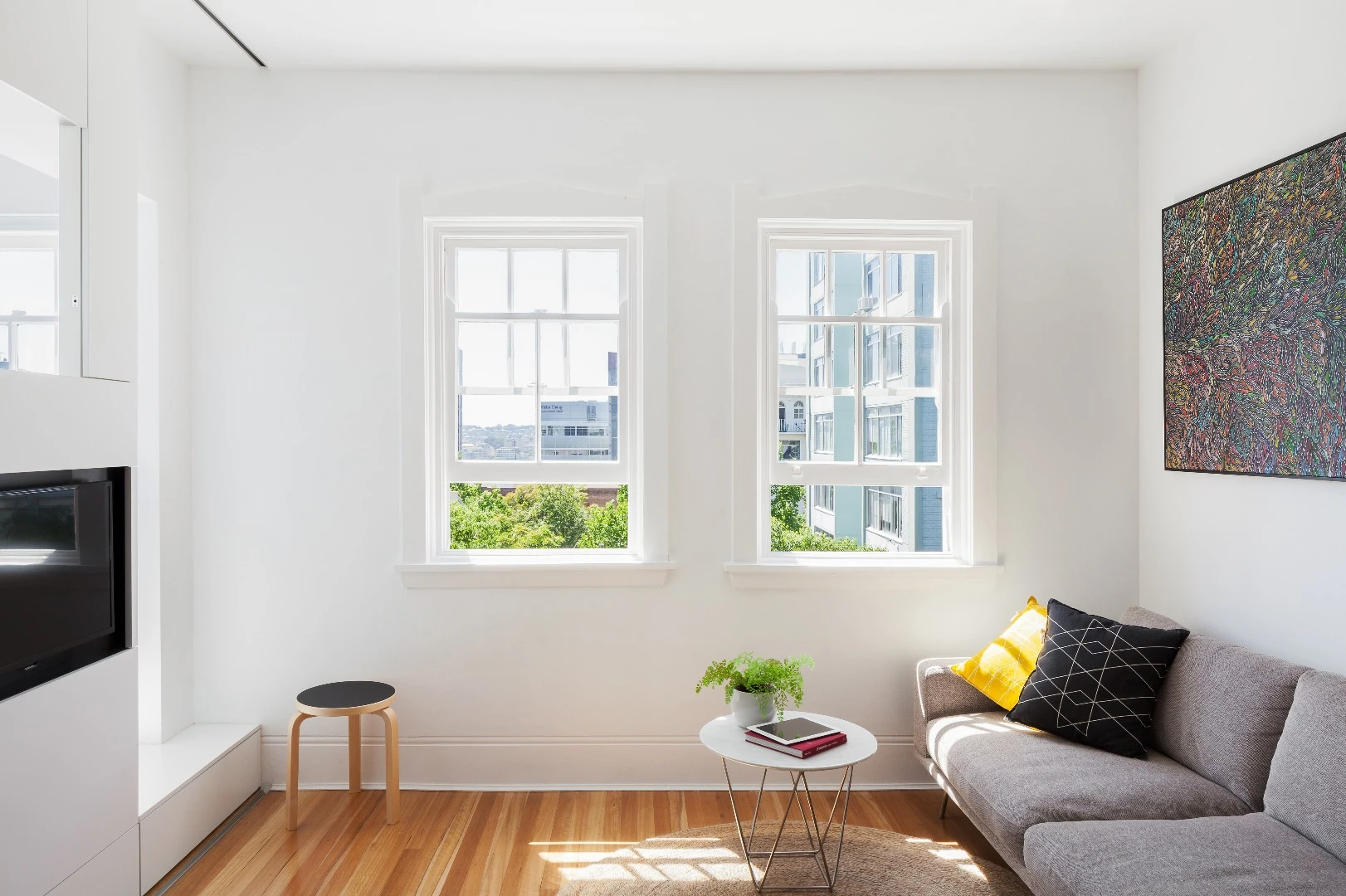 Australian architect Brad Swartz won the 2015 Houses Awards for Best Apartment or Unit, for his project in Darlinghurst, Sydney