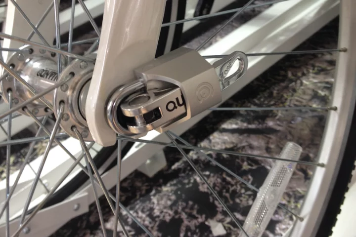 Quick Caps make it impossible to pull open a bike's quick-release wheel levers – without the key