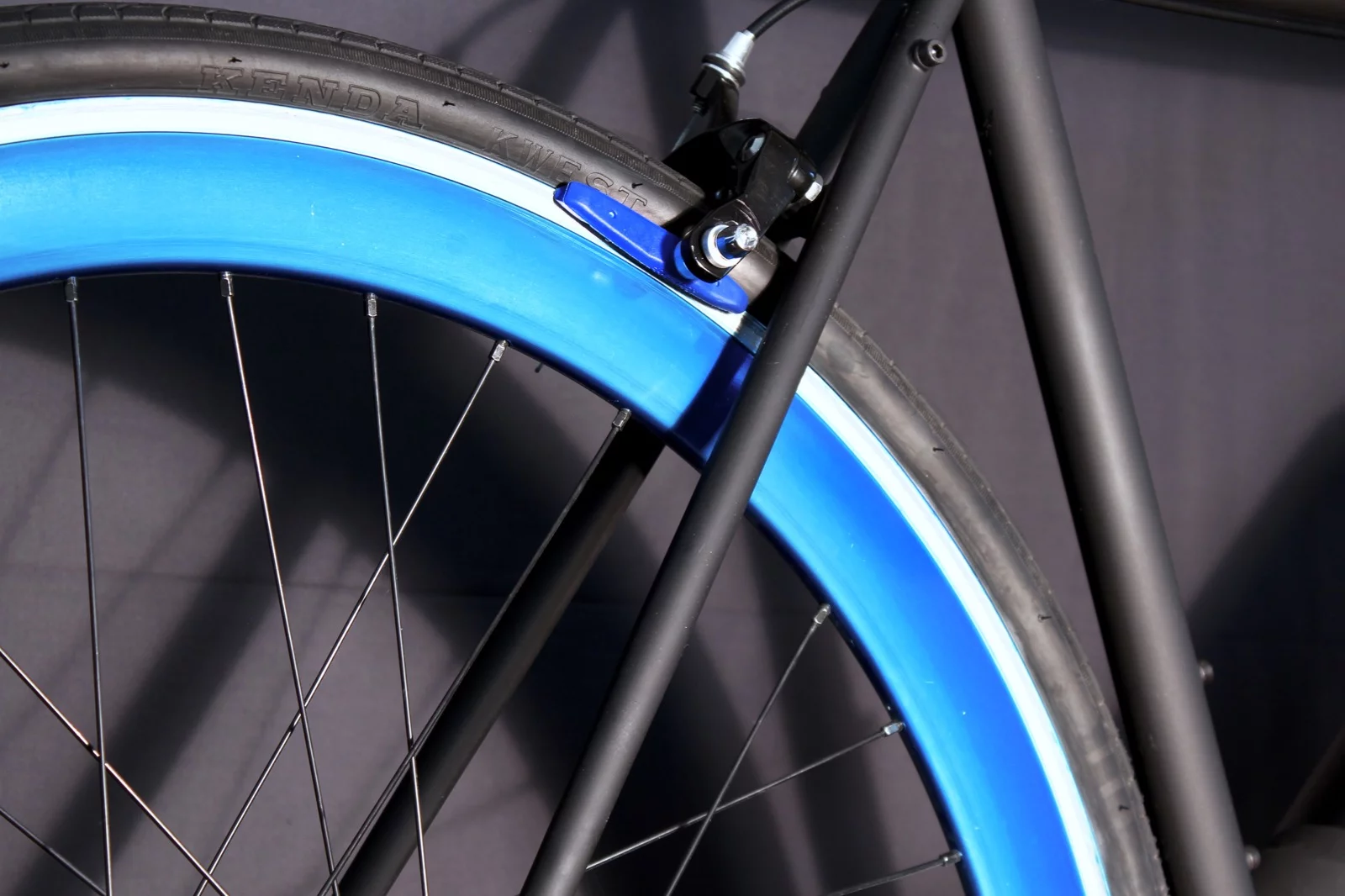 The Propella bike comes with Avid brakes