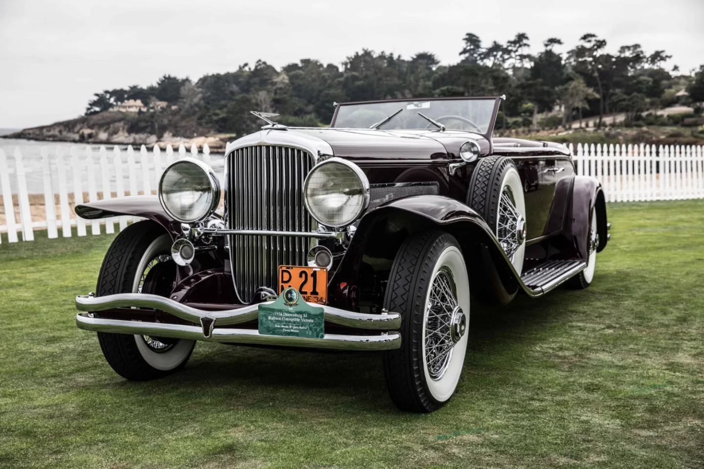 First in Class E (Rollston Coachwork) was this 1934 Duesenberg SJ Rollston Convertible Victoria, owned by Bob, Sandy & Gary Bahre, Paris, Maine