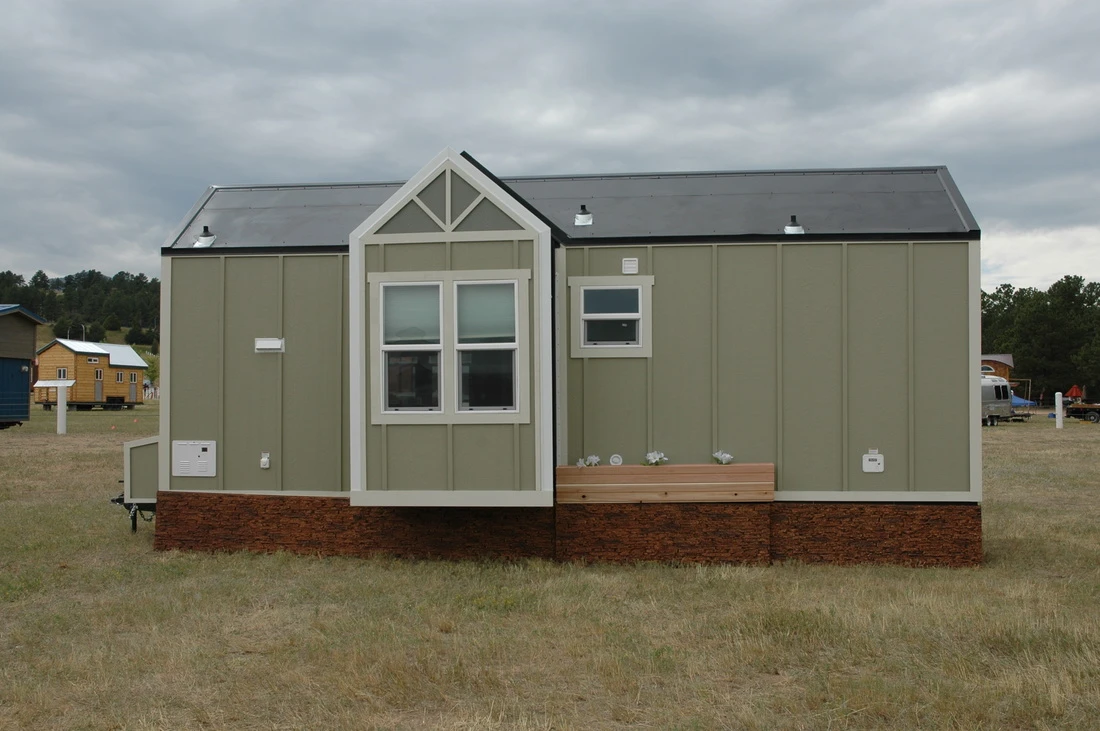 Once in its expanded state, the tiny house comprises a maximum total floorspace of 250 sq ft (23 sq m)