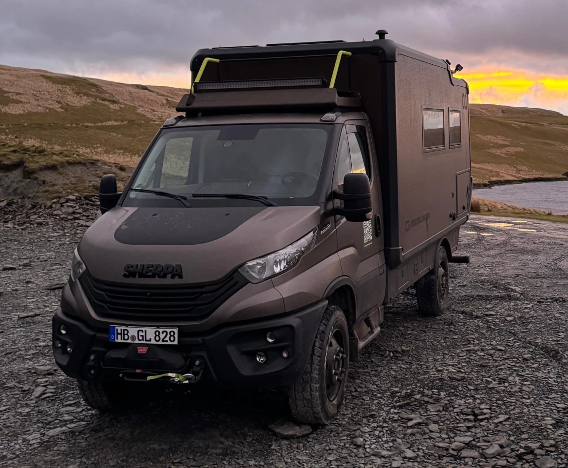 The Greenlander Sherpa brings flax-composite module construction far off the beaten path