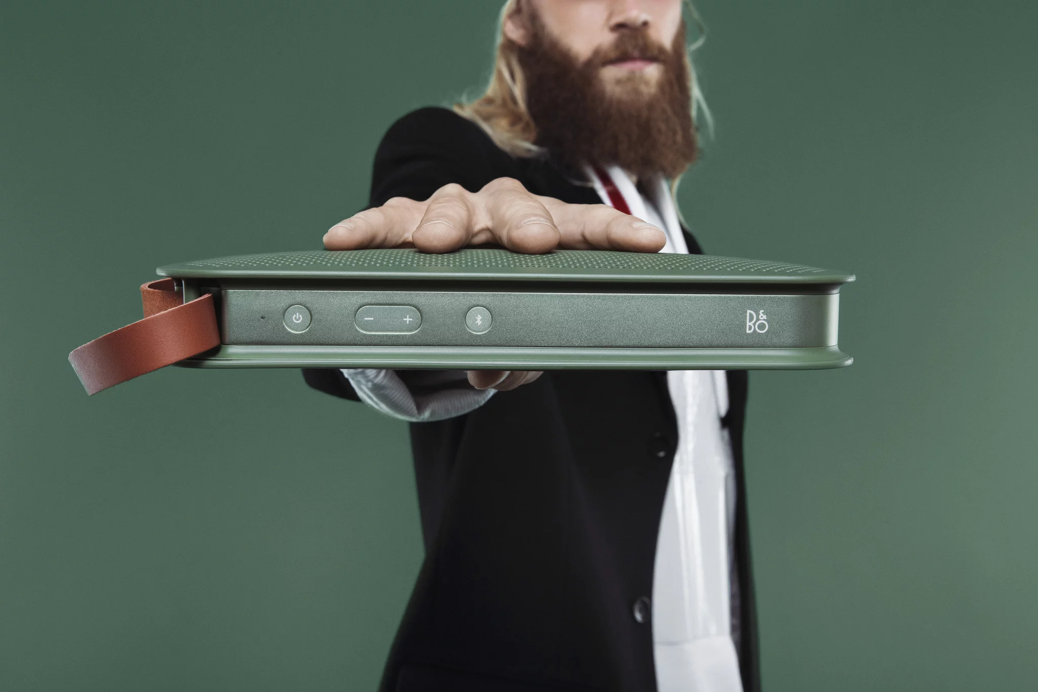 You don't need an impressive beard to enjoy the speaker, but it can't hurt
