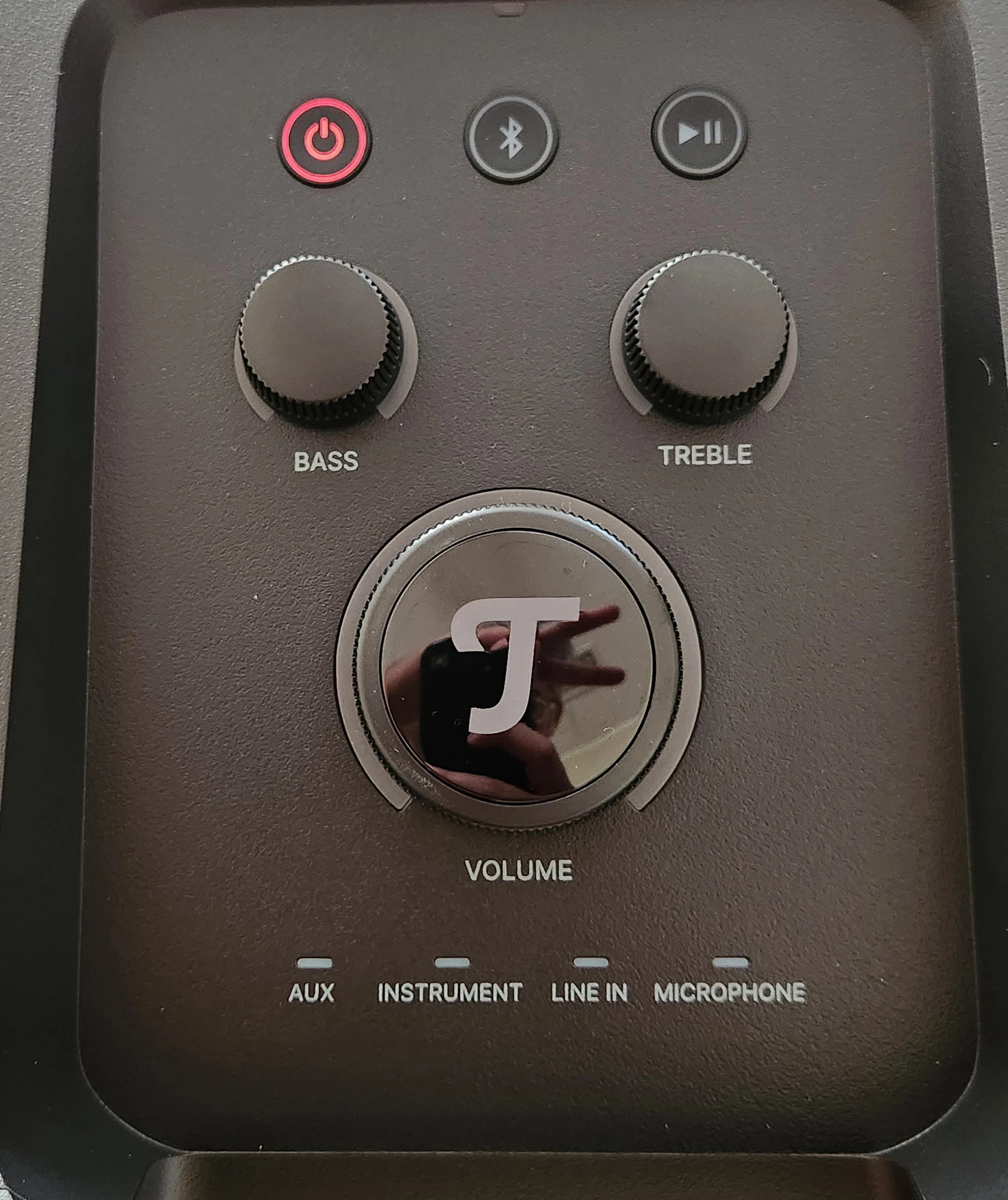 Sadly, the only control over the sound you have is bass and treble. The DSP does a pretty good job with just those basic controls, but it would be nice to have full EQ control