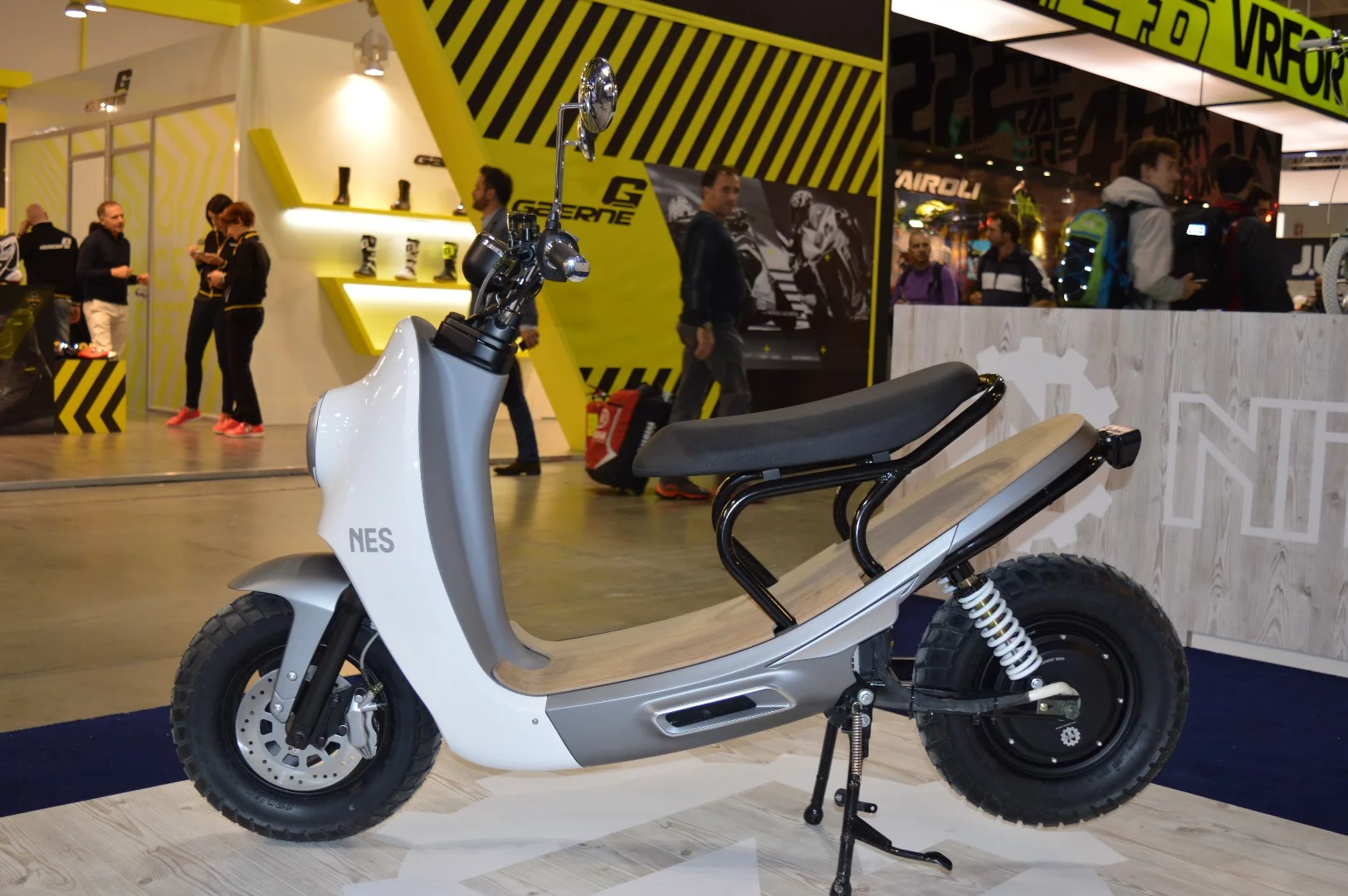 Based in Turin, Italy, Nito Bikes announced a new e-scooter called NES that will go on sale in 2017 with a €4,750 (US$5,000) price tag