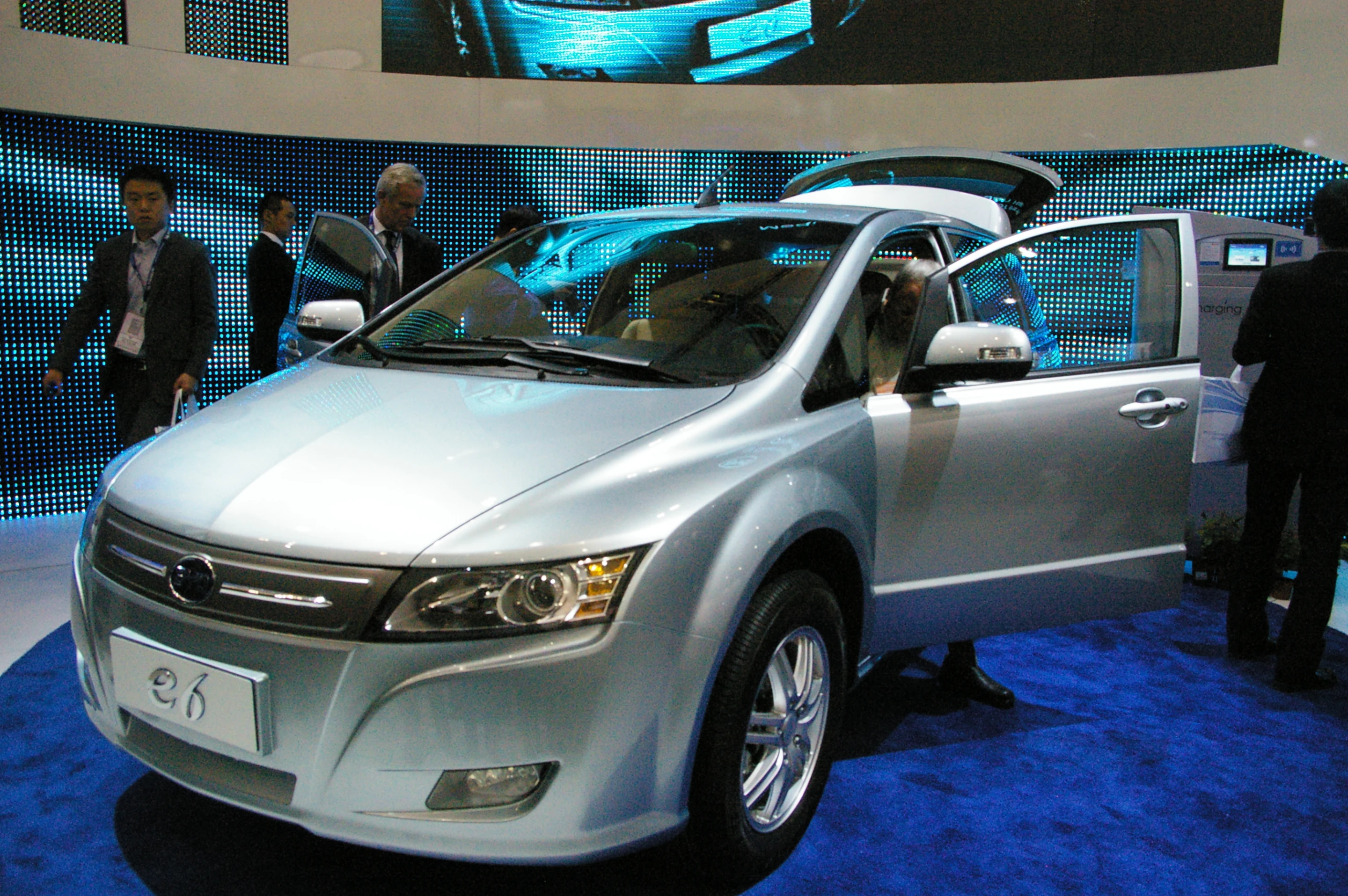 The pure-electric BYD e6, at the 2010 Detroit Auto Show