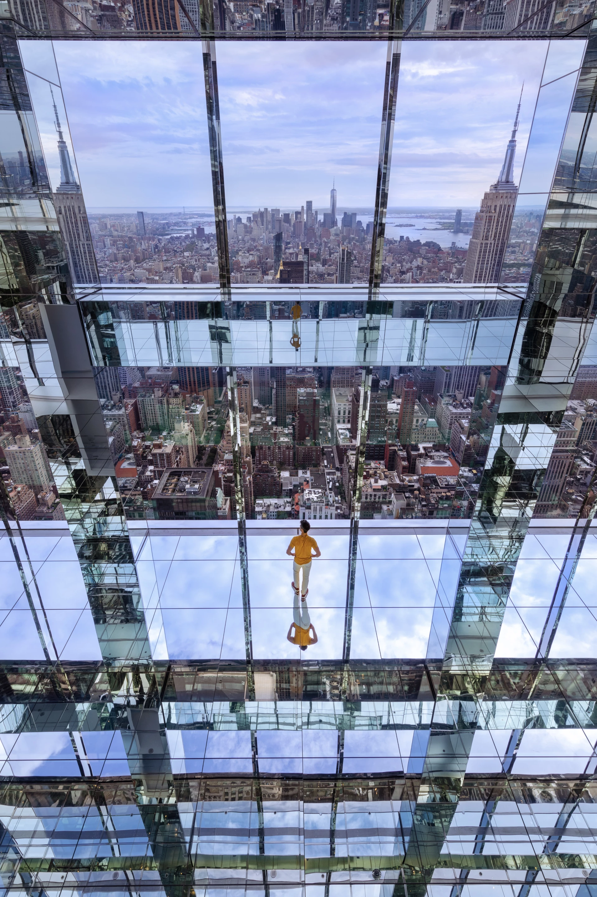 Summit One Vanderbilt's Air was designed by Kenzo Digital and the installation in its current form is named Transcendence