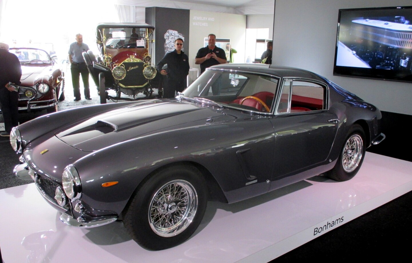 2018 Monterey Car Week Auction Report | 1962 Ferrari 250 GT SWB Berlinetta | Failed to reach reserve price. High bid: $8,700,000 | Auction: Bonhams | Lot 70 | Official Description