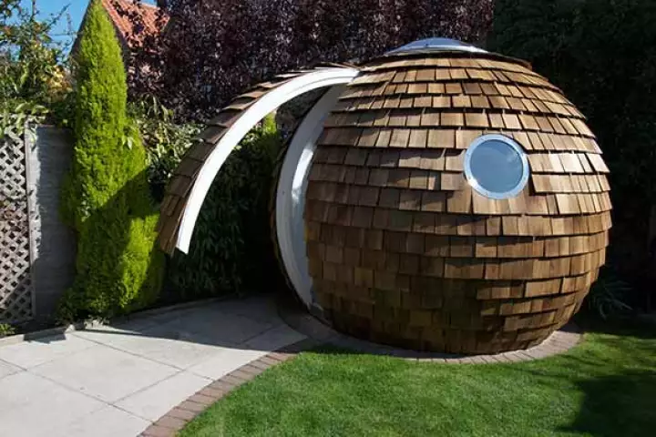 Archipod's Pod may be unusual to look at but it's an eco-friendly, energy-efficient garden office (Image:GreenMuze)