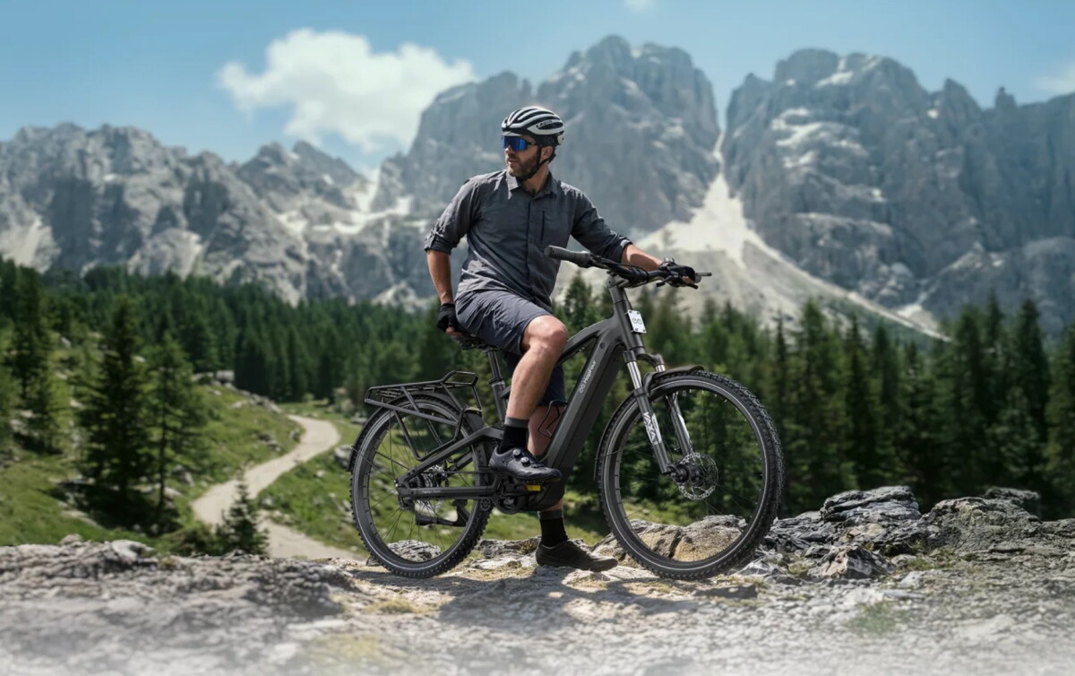 Full-squish trekker built to Roam city and beyond