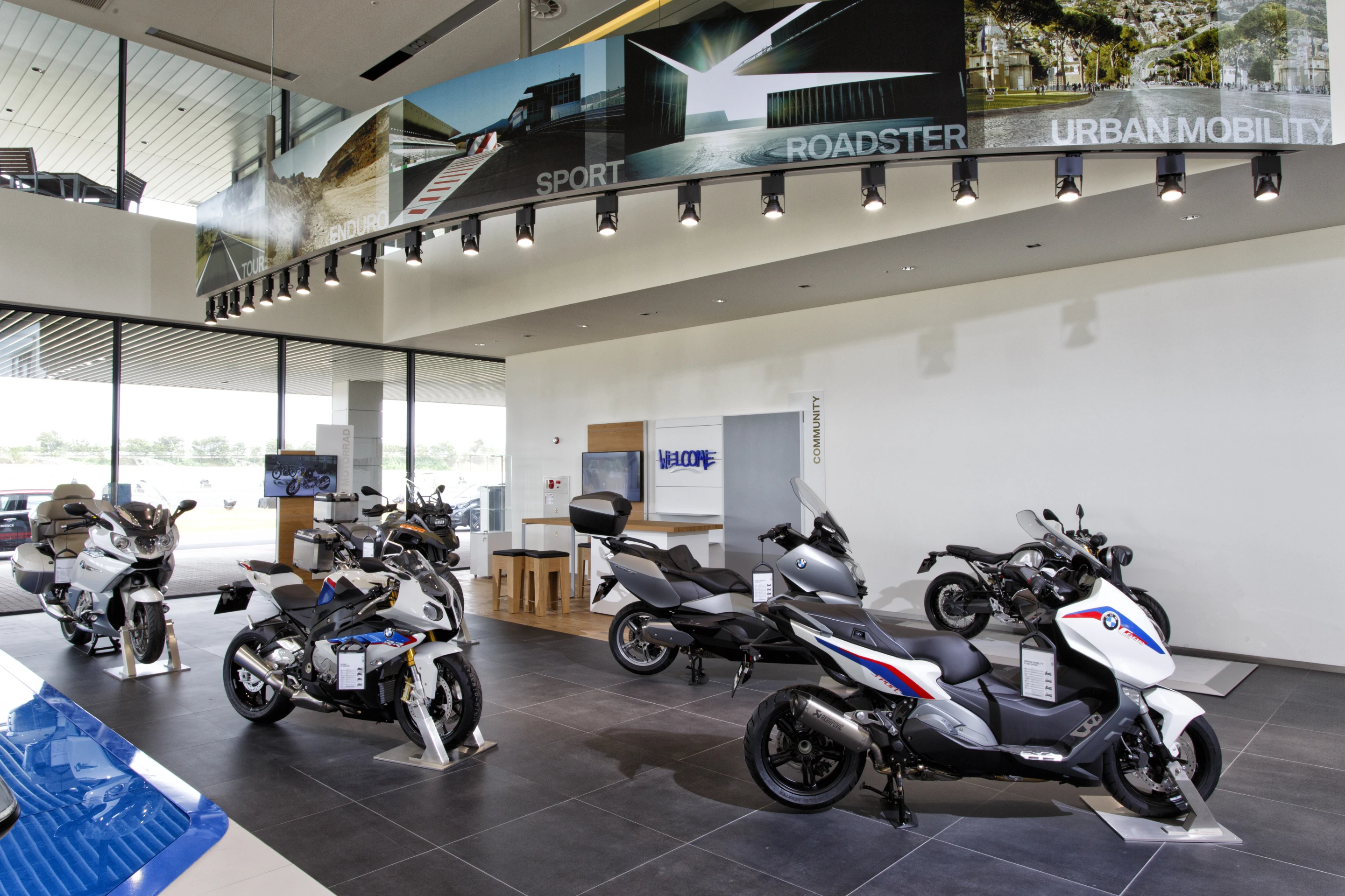 BMW Korea Driving Center motorrad showroom