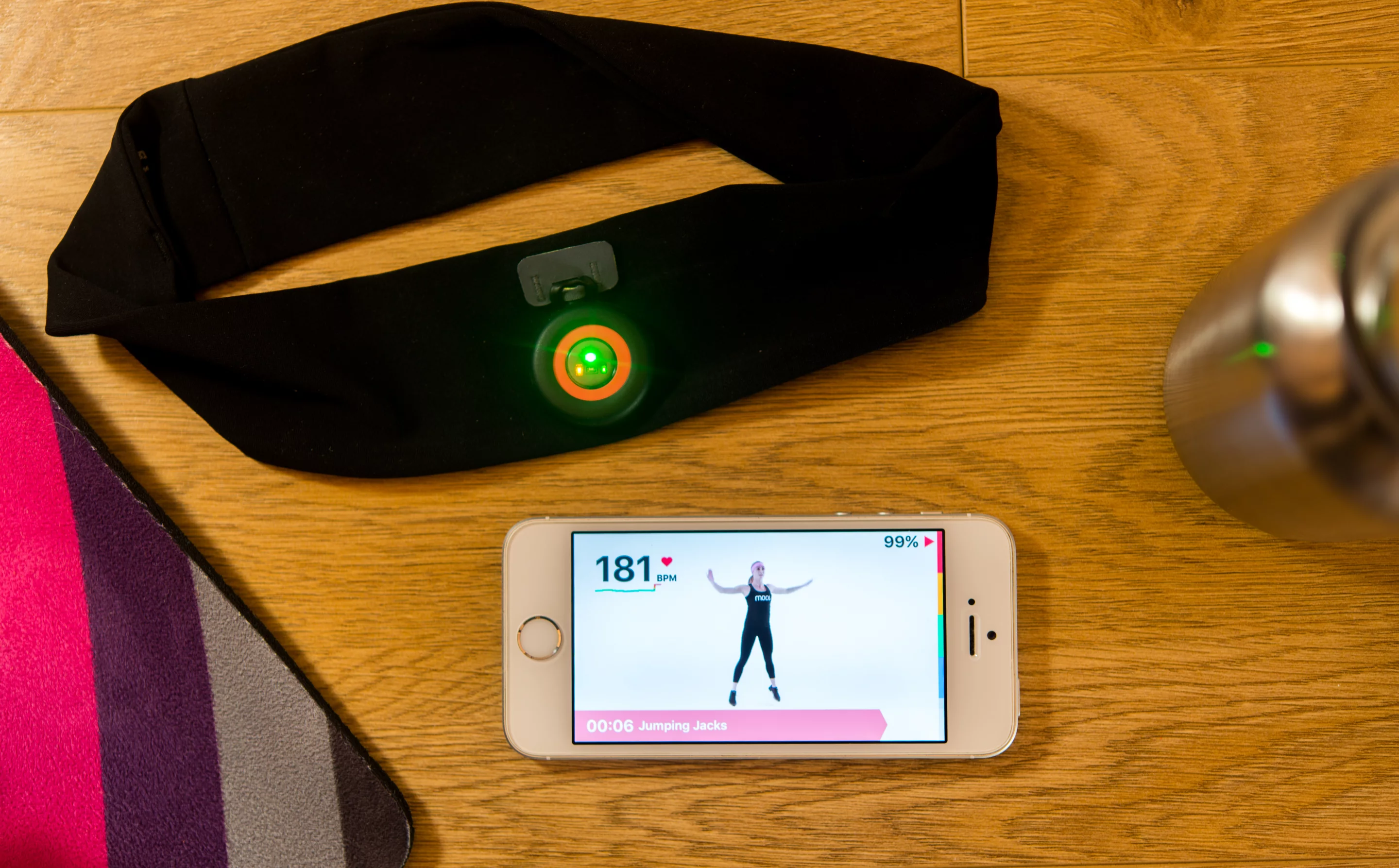 We try the Moov HR Sweat to get smart heart-rate-based workout coaching