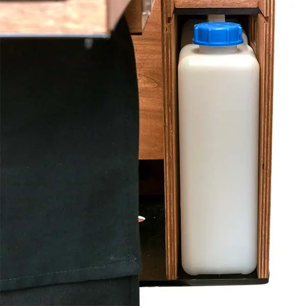 The 16L water canister tucks neatly away