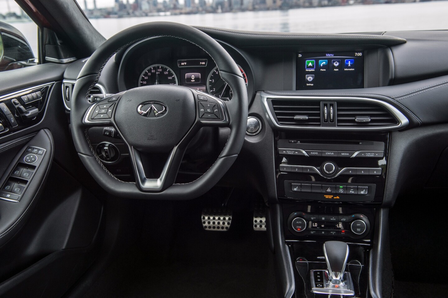 Review 2018 Infiniti QX30 crossover scales down sportiness and luxury