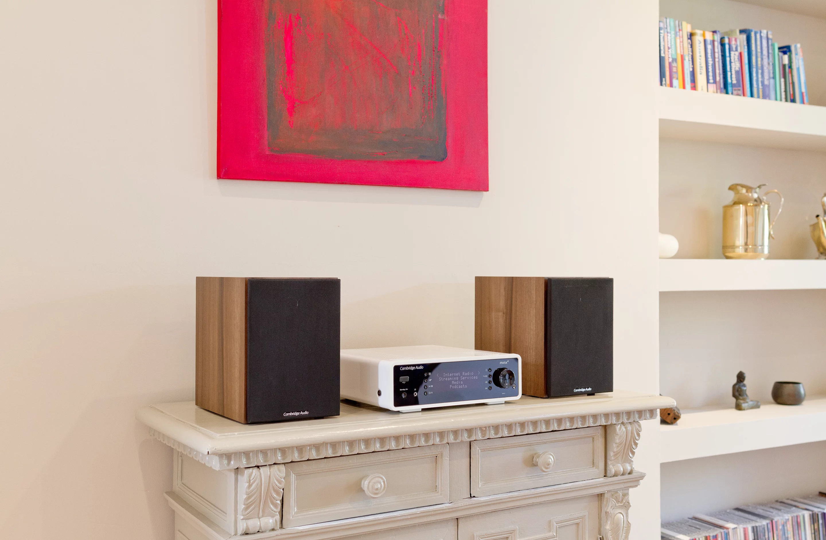 The Minx Xi Streaming Digital Music System features Bluetooth with aptX support, and 802.11b/g/n Wi-Fi