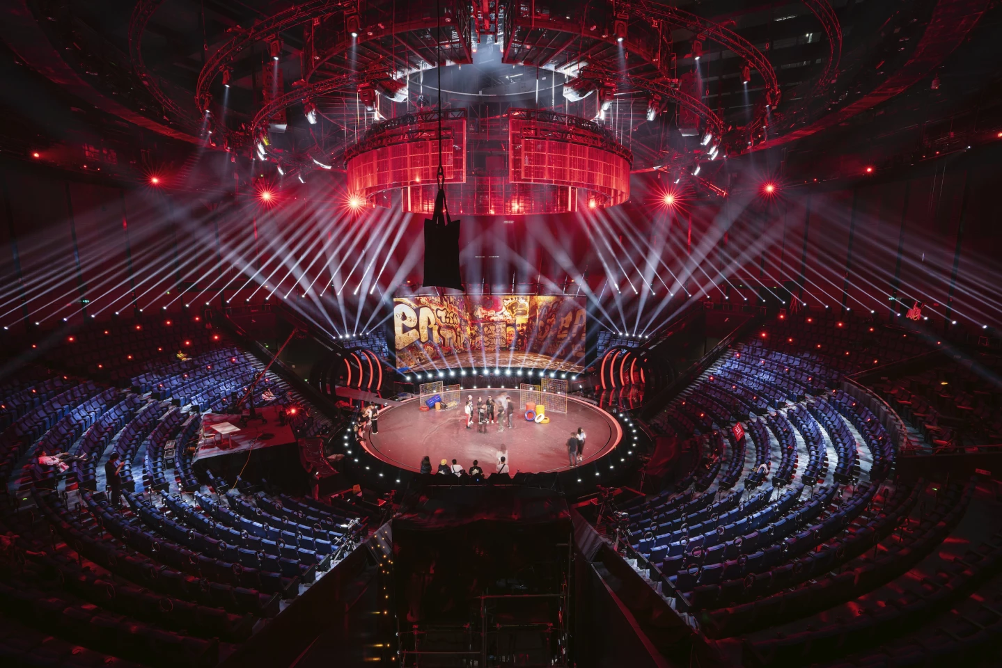 The Sunac Guangzhou Grand Theatre has a 2,000 seat capacity