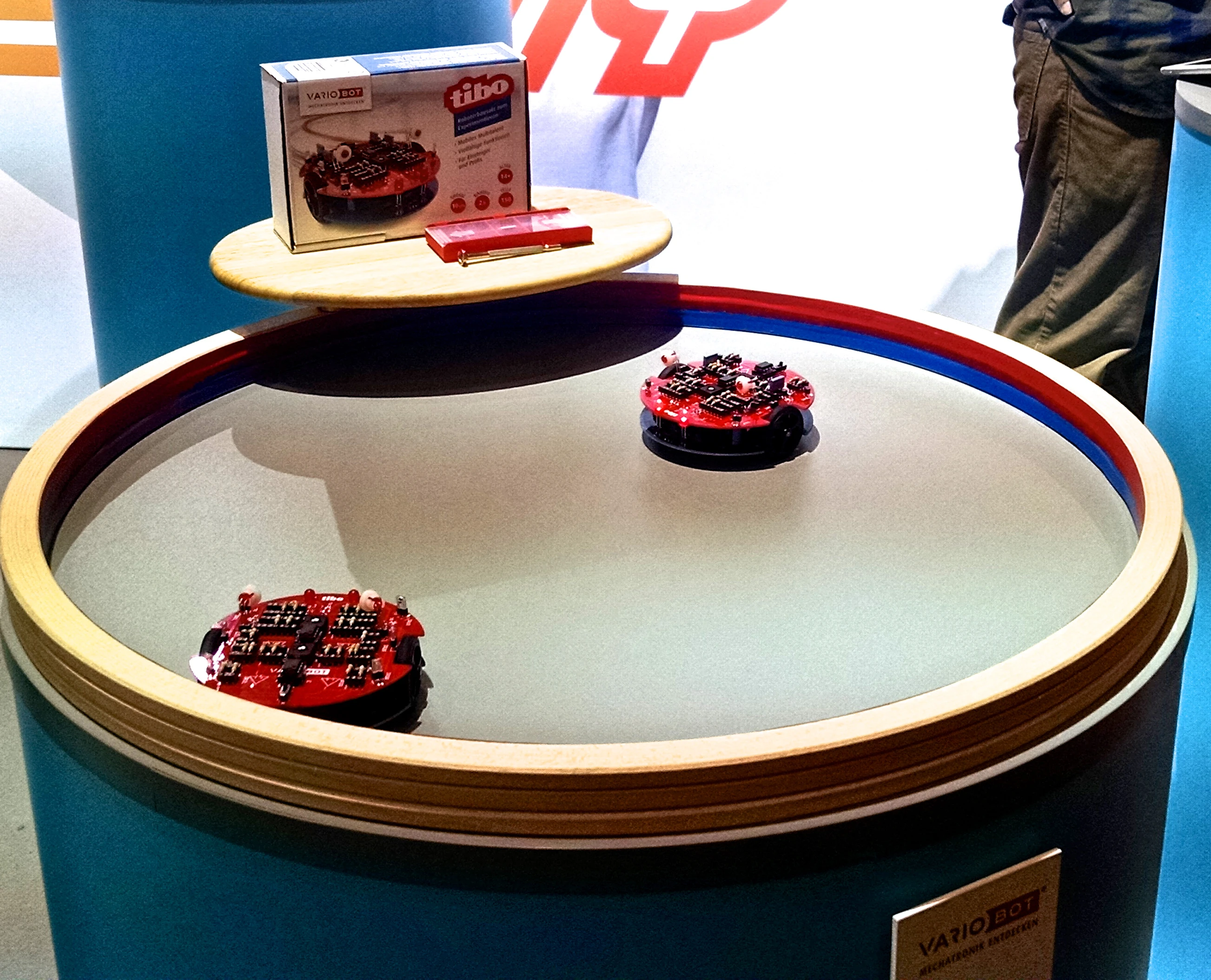 The Variobot tibo is a small robotics kit (Photo: C.C. Weiss/Gizmag)