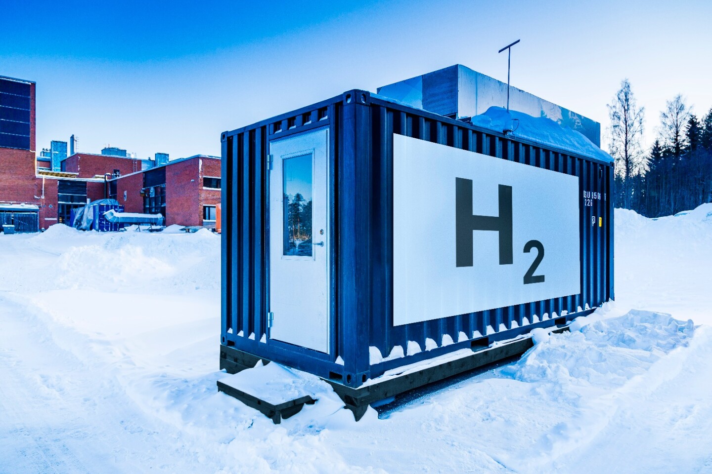 Hydrogen storage for the Ineratec system designed to convert CO2 from the air into liquid fuels