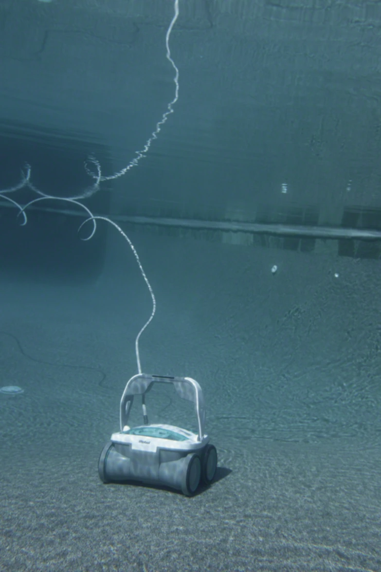 The Mirra 530's cord floats, to help keep it out of the way