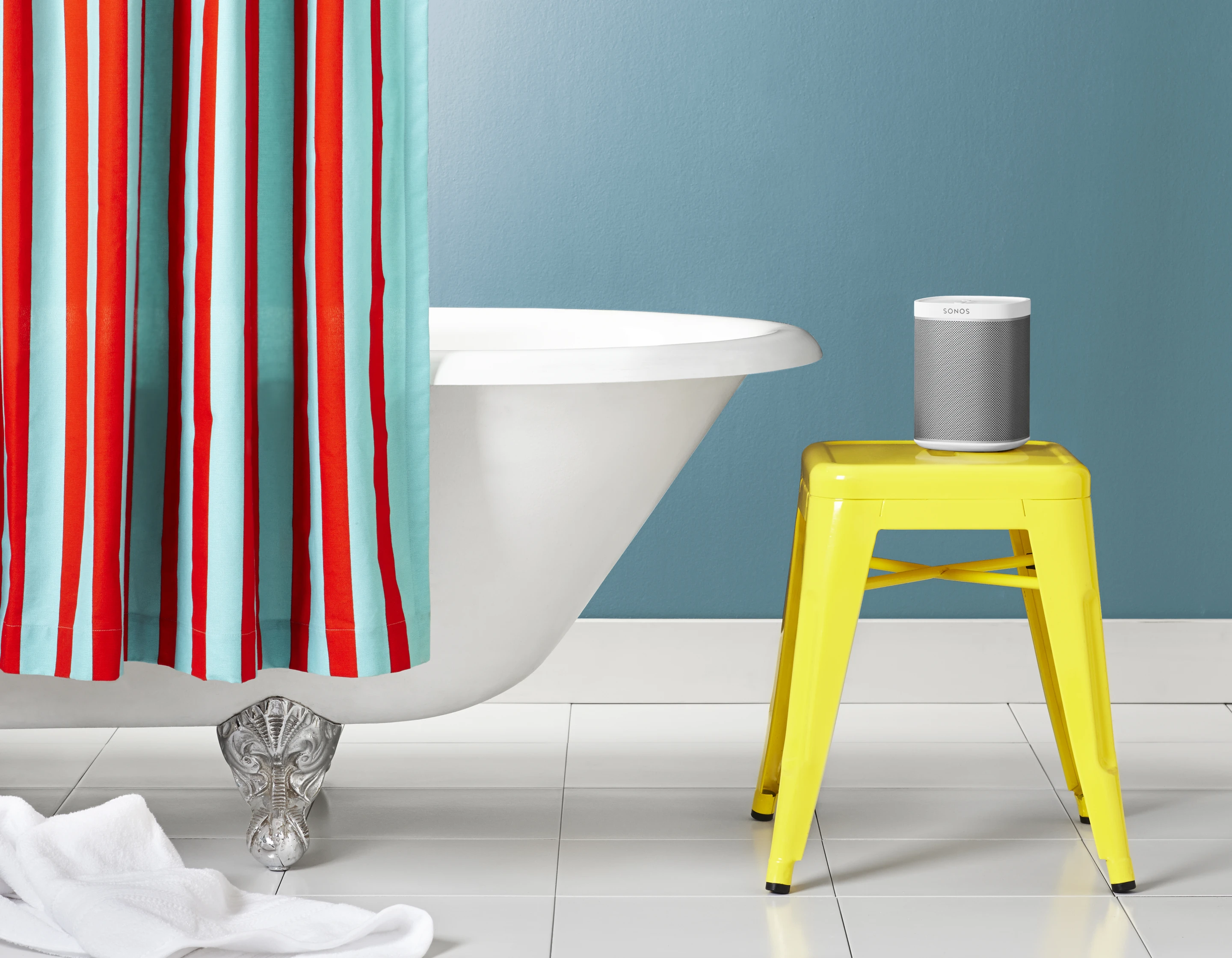 The Play:1 has been built to survive high humidity, so can safely pump out high fidelity audio in a steaming shower room or beside a piping hot bath