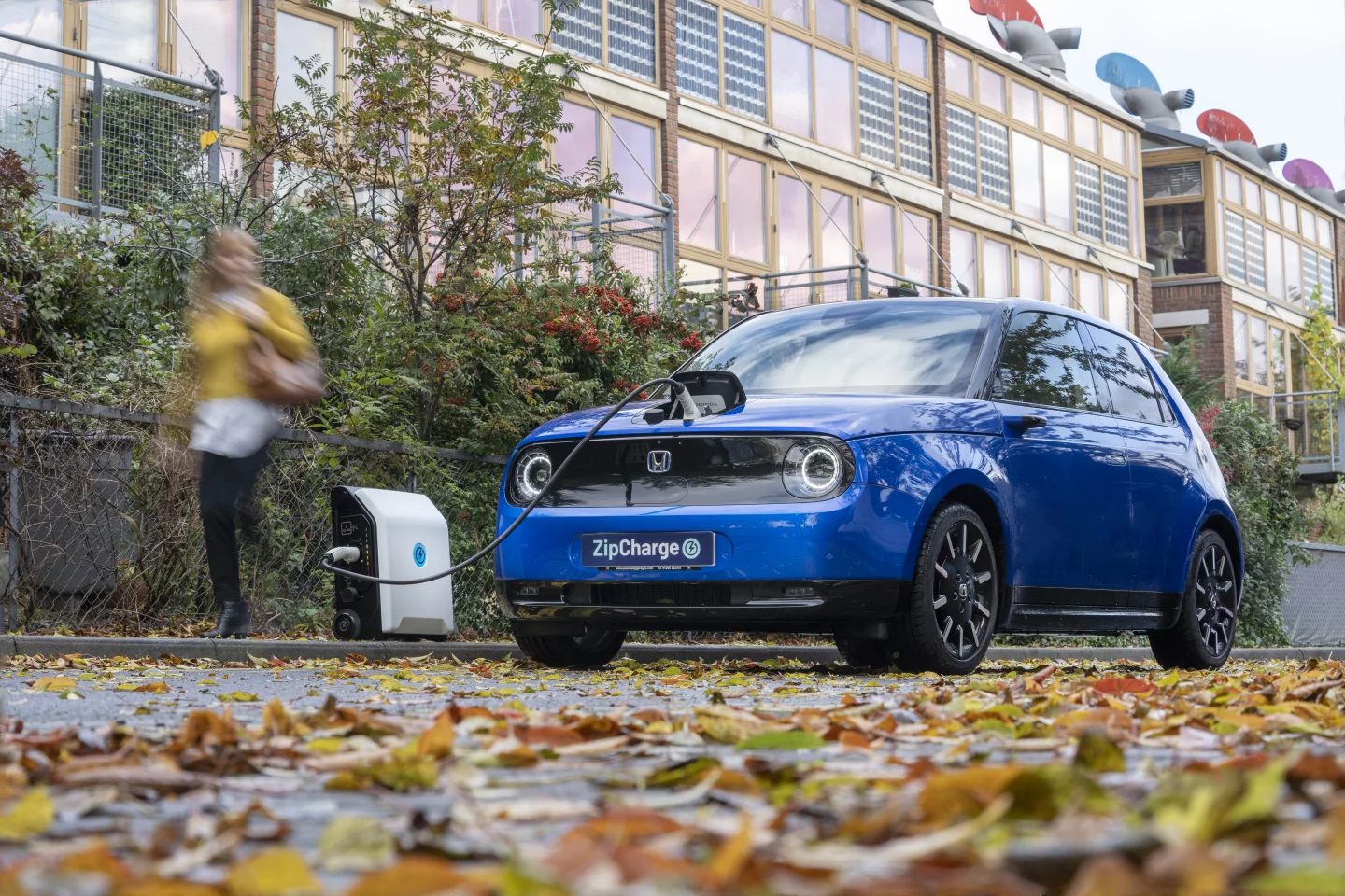 The ZipCharge Go should be able to provide an EV with up to 20 miles of range, which could be enough for the commute to work (with the average single car journey in the UK and EU reported to be around 8 miles)