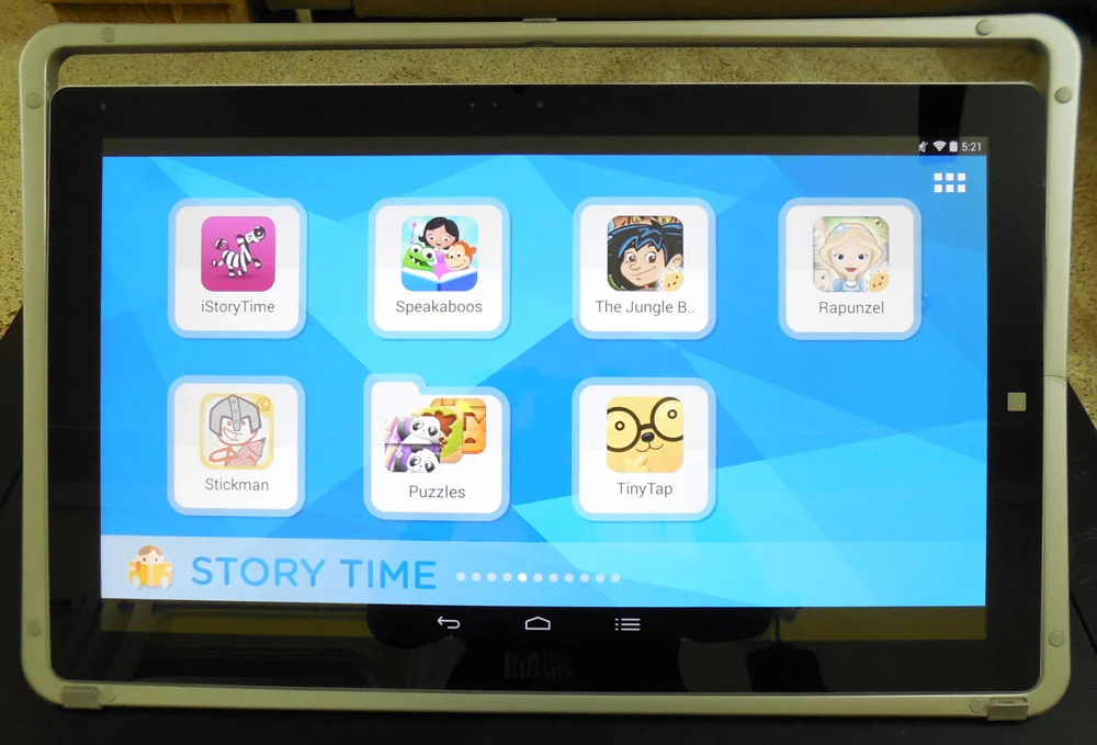 Interactive story books and puzzles (Photo: Lakshmi Sandhana/Gizmag.com)