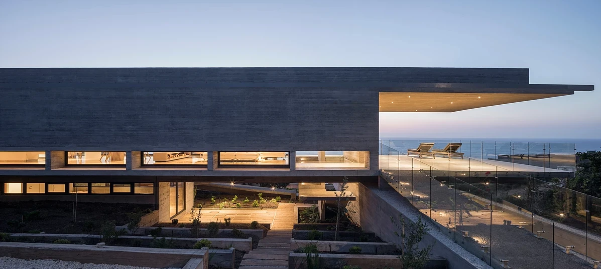 La Casa H, by Felipe Assadi Arquitectos