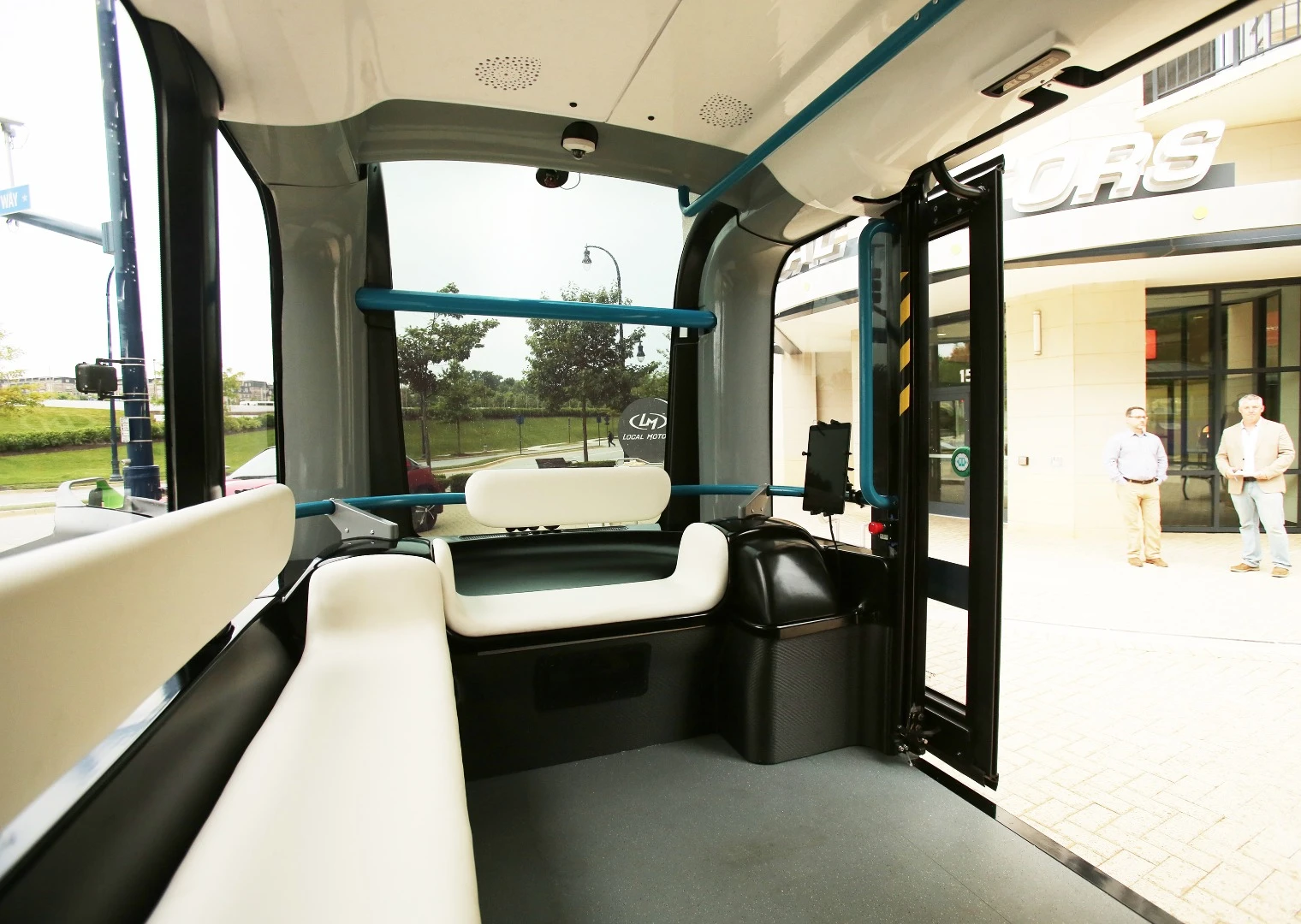 Olli's interior that looks more like a ski gondola than a traditional public bus cabin