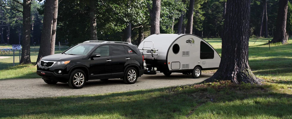 Alto camper is ultra light and is entirely constructed from composite materials and aluminum