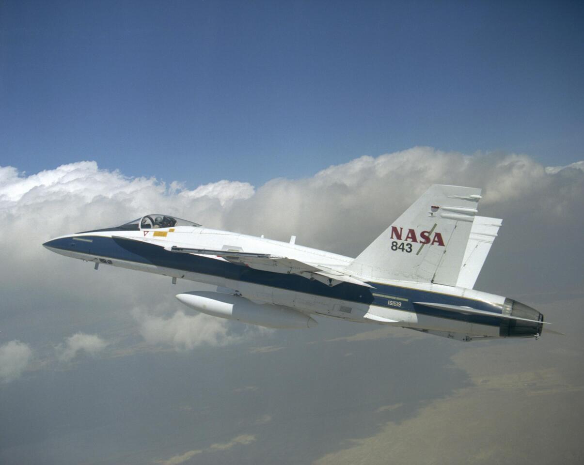 30milelong microphone to test supersonic Xplane