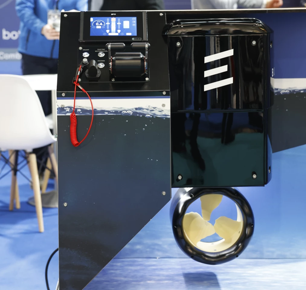The new hybrid boating solution packages together electric motors and a software suite to add onto an ICE boat for an instant hybrid solution