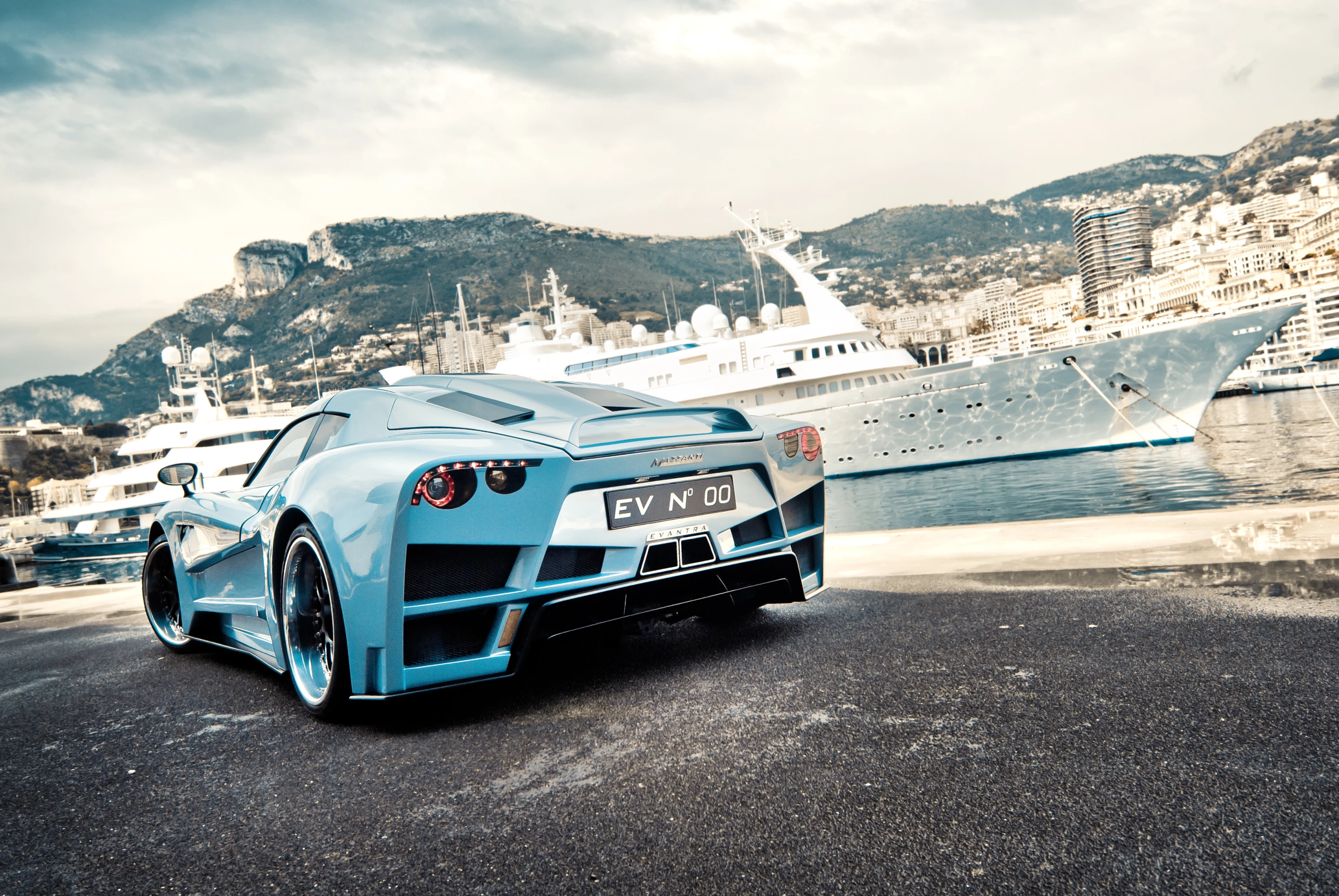 Mazzanti first revealed the Evantra design in 2011