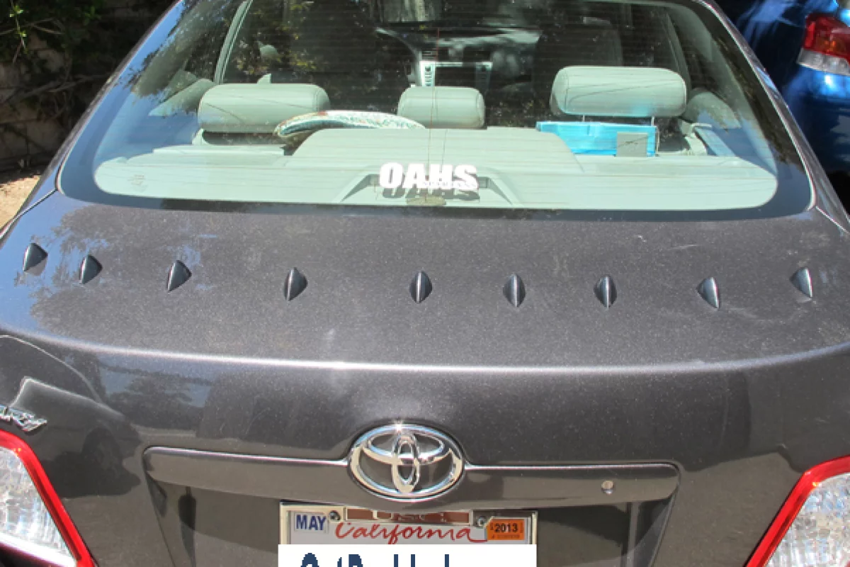 GasPods are tiny stick-on airfoils, designed to lower your vehicle's wind drag